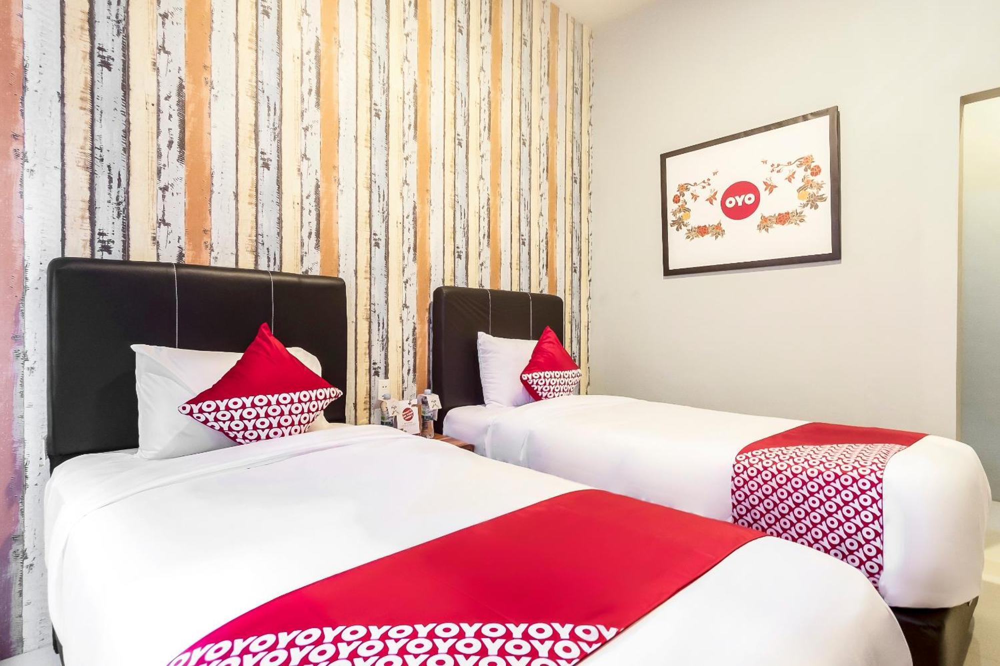 OYO 360 Mangaan Residence Medan Luaran gambar