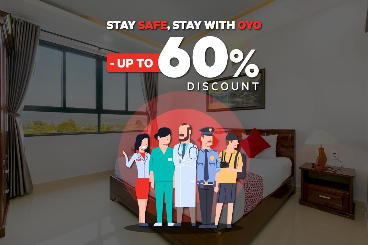 OYO 360 Mangaan Residence Medan Luaran gambar